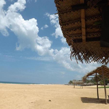 Hotel Eden Blue Hikkaduwa Exterior foto