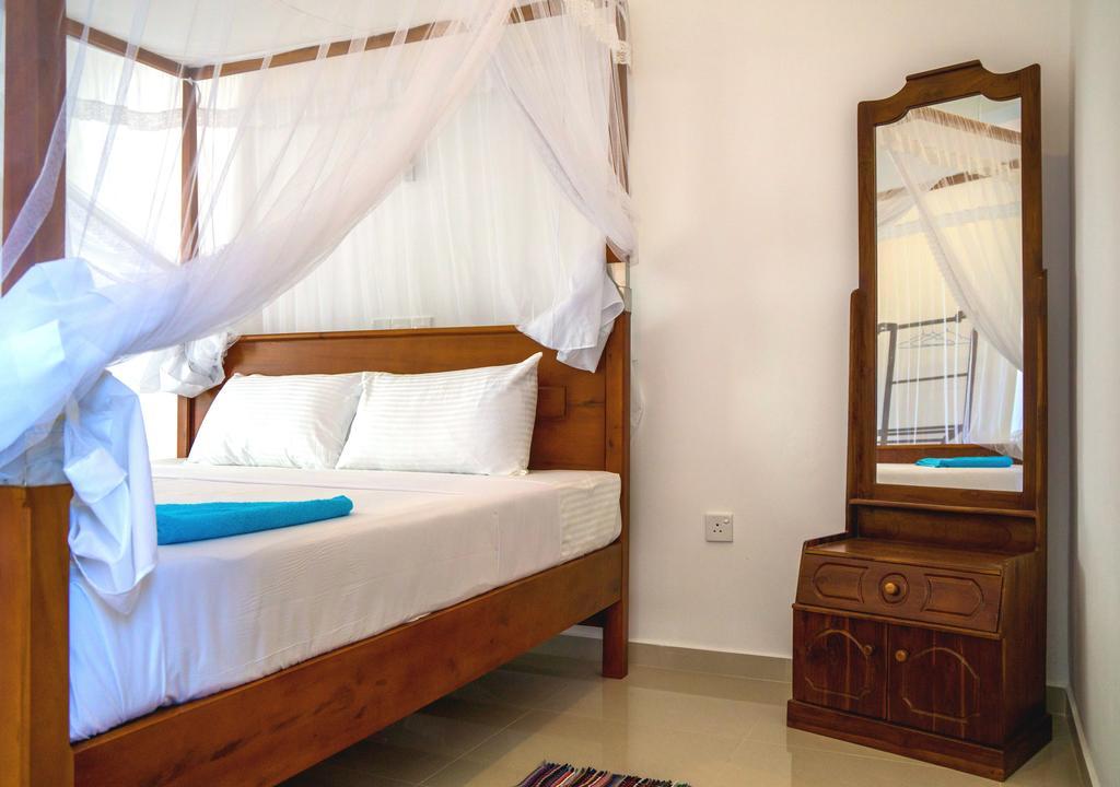 Hotel Eden Blue Hikkaduwa Exterior foto