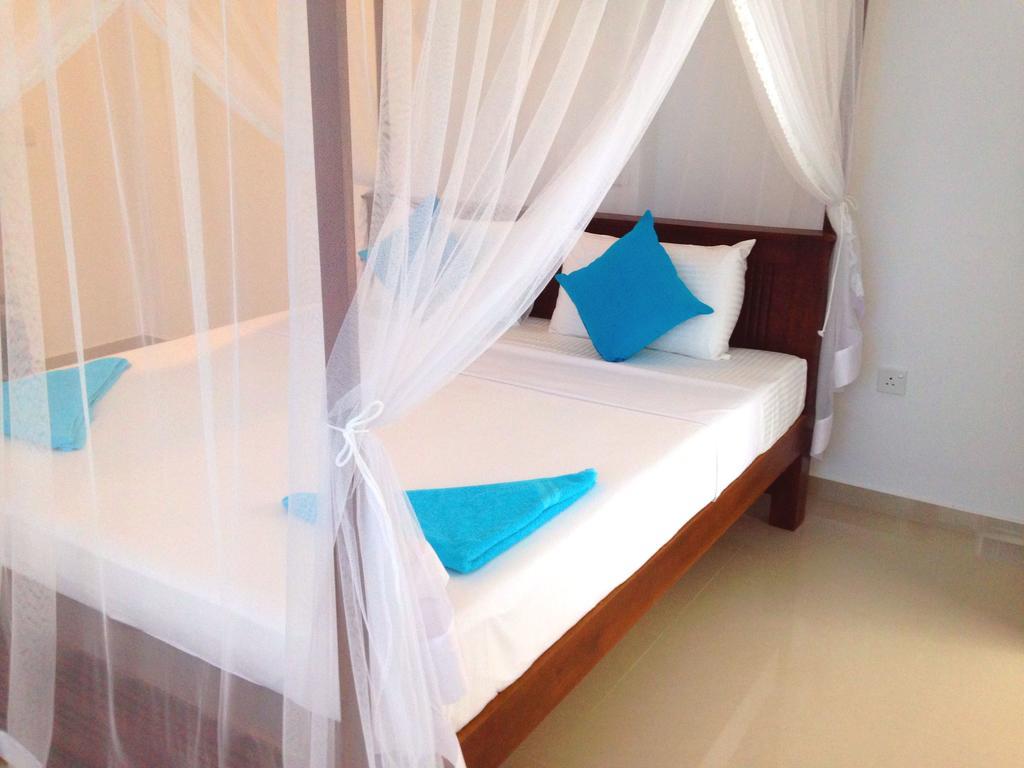 Hotel Eden Blue Hikkaduwa Exterior foto